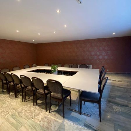 Hotel Rheinstein Рюдесхайм ам Рейн Екстериор снимка