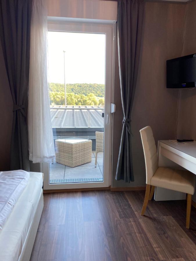 Hotel Rheinstein Рюдесхайм ам Рейн Екстериор снимка