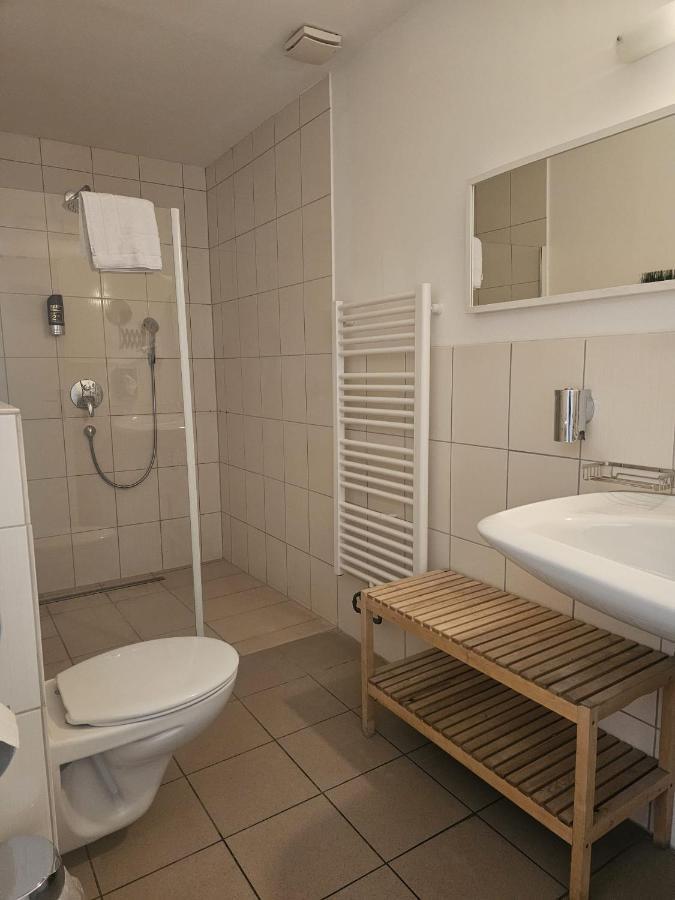 Hotel Rheinstein Рюдесхайм ам Рейн Екстериор снимка