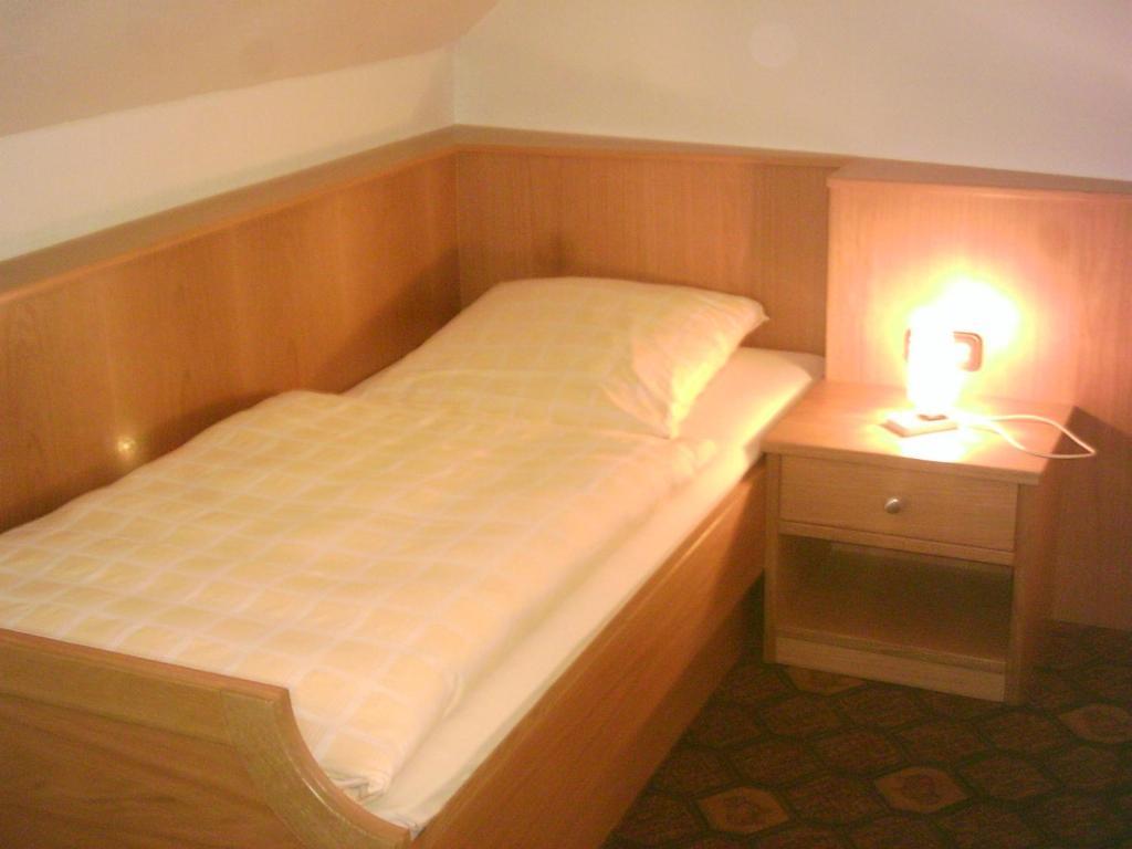 Hotel Rheinstein Рюдесхайм ам Рейн Стая снимка