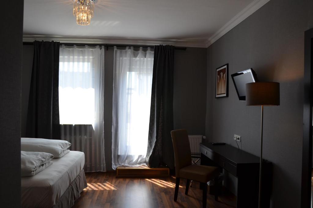Hotel Rheinstein Рюдесхайм ам Рейн Екстериор снимка