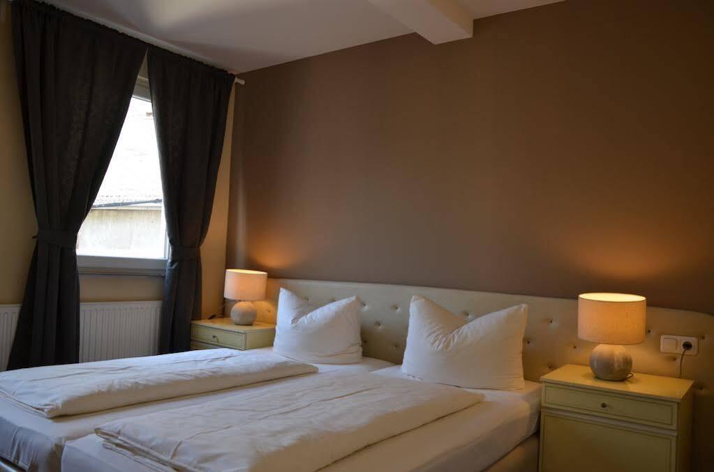 Hotel Rheinstein Рюдесхайм ам Рейн Екстериор снимка